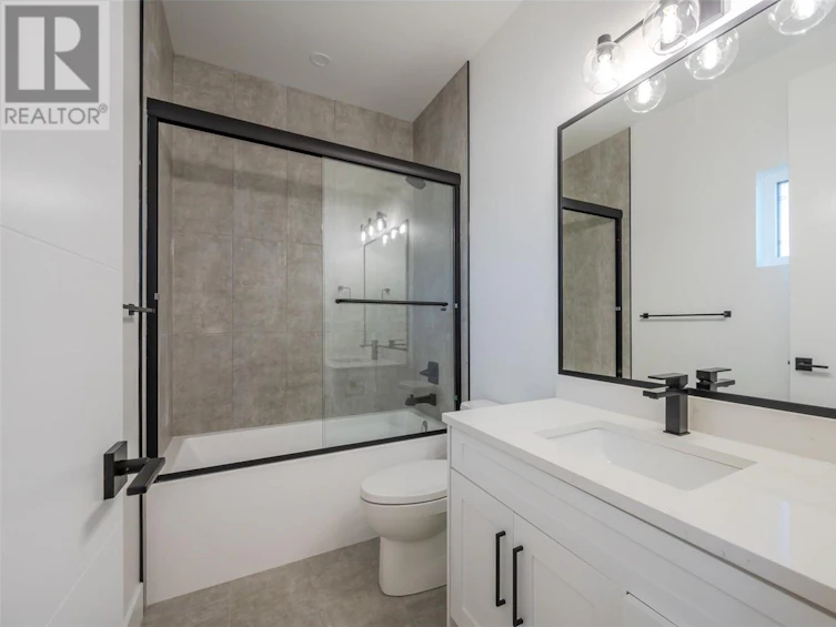 1125 Antler Drive, Penticton, BC, V2A 9G6 - 45