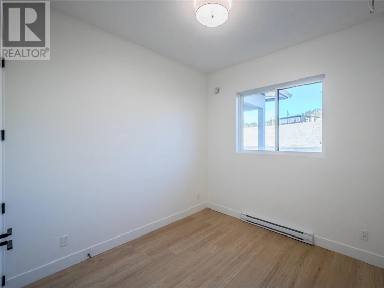 1125 Antler Drive, Penticton, BC, V2A 9G6 - 61