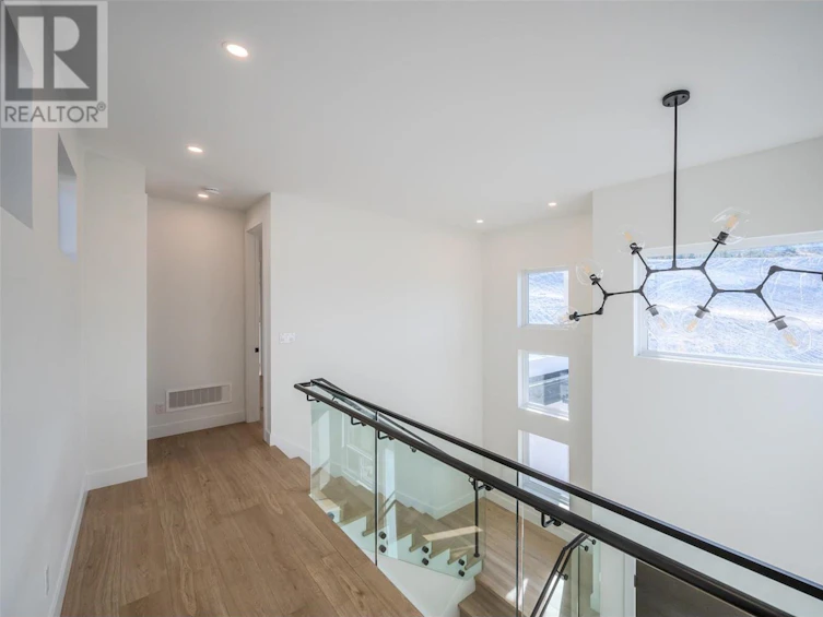 1125 Antler Drive, Penticton, BC, V2A 9G6 - 29