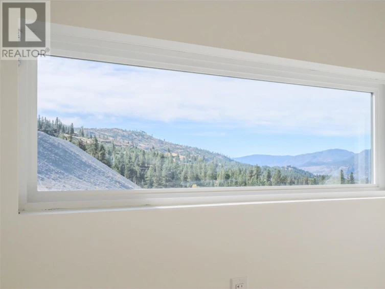 1125 Antler Drive, Penticton, BC, V2A 9G6 - 47
