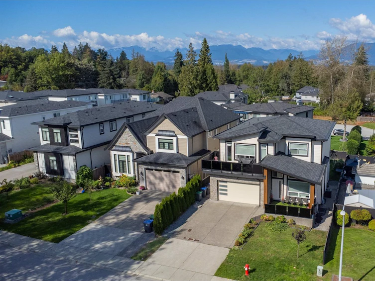 17977 98, Surrey, BC, V4N 4V5 - 2