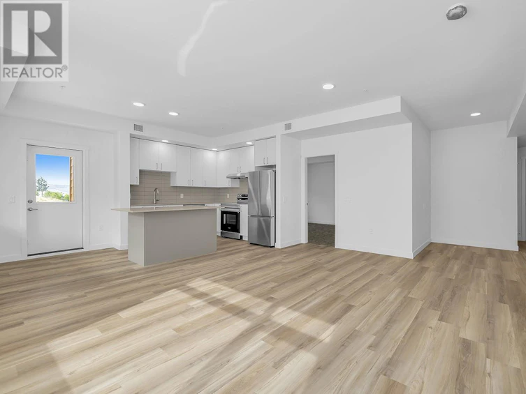 218-1057 Frost Road, Kelowna, BC, V1Y 6G1