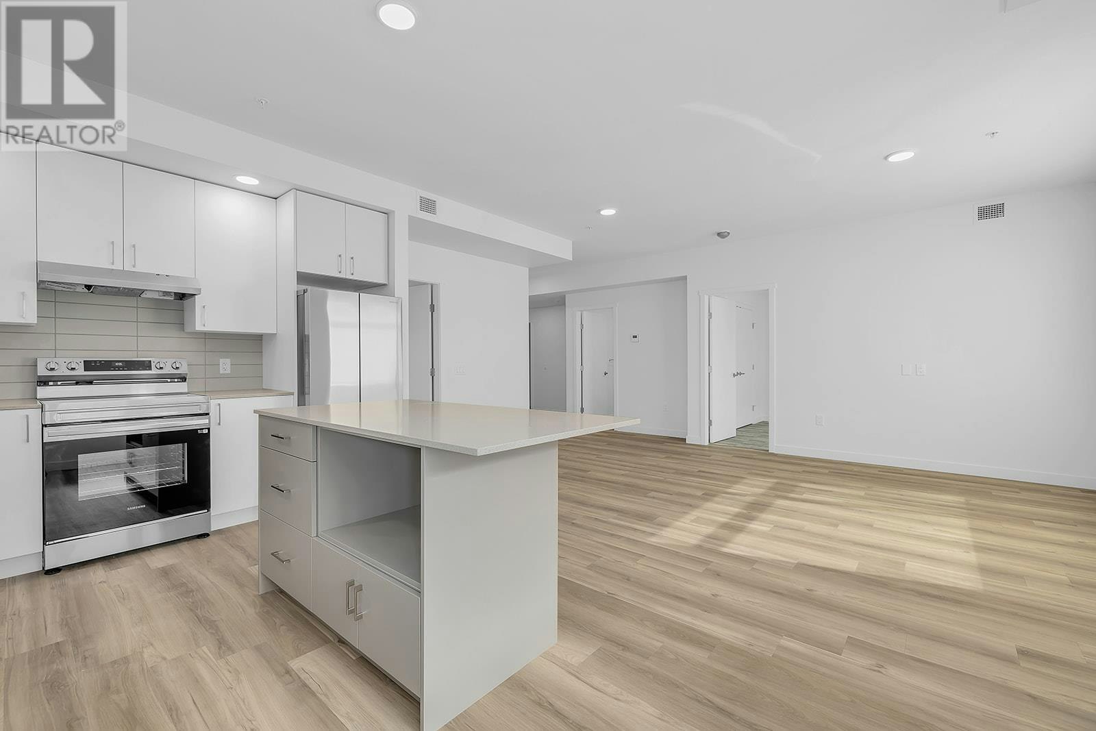 218-1057 Frost Road, Kelowna, BC, V1Y 6G1 - 7