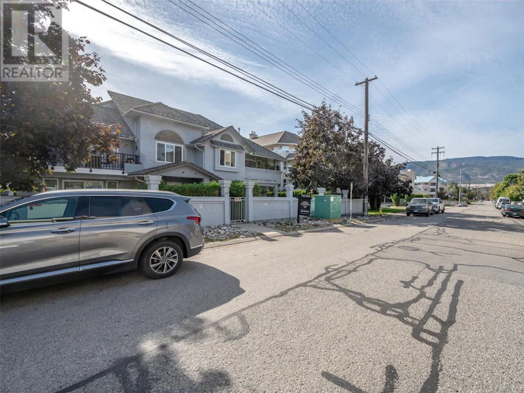104-250 Scott Avenue, Penticton, BC, V2A 1J5 - 35