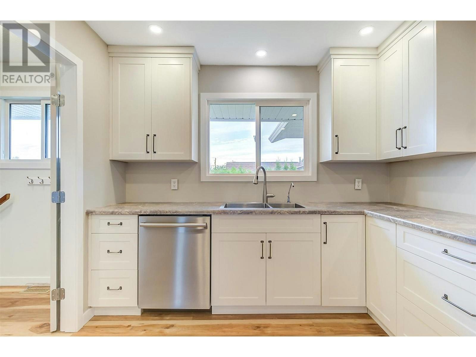 680 Princess Road, Kelowna, BC, V1X 2Z1 - 3