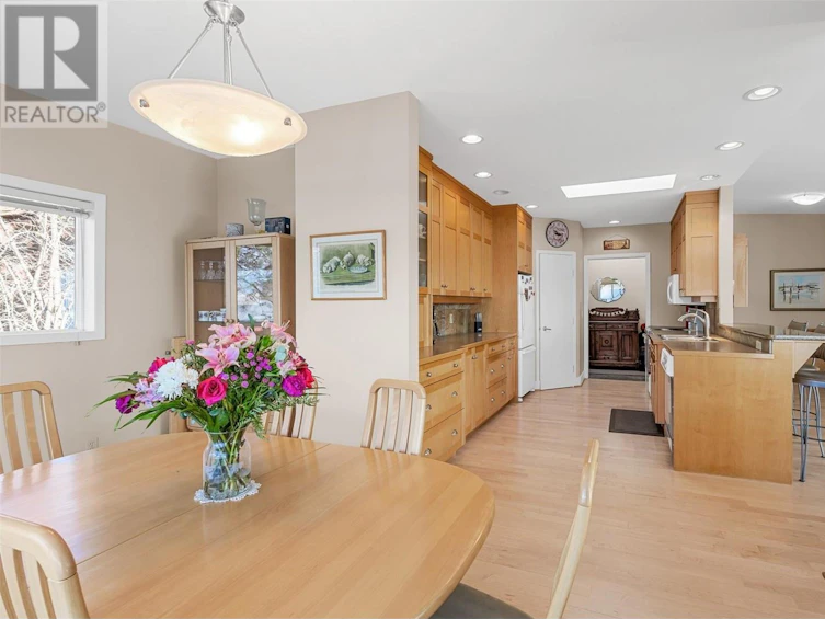 1924 Dewdney Road, Kelowna, BC, V1V 2C3 - 14