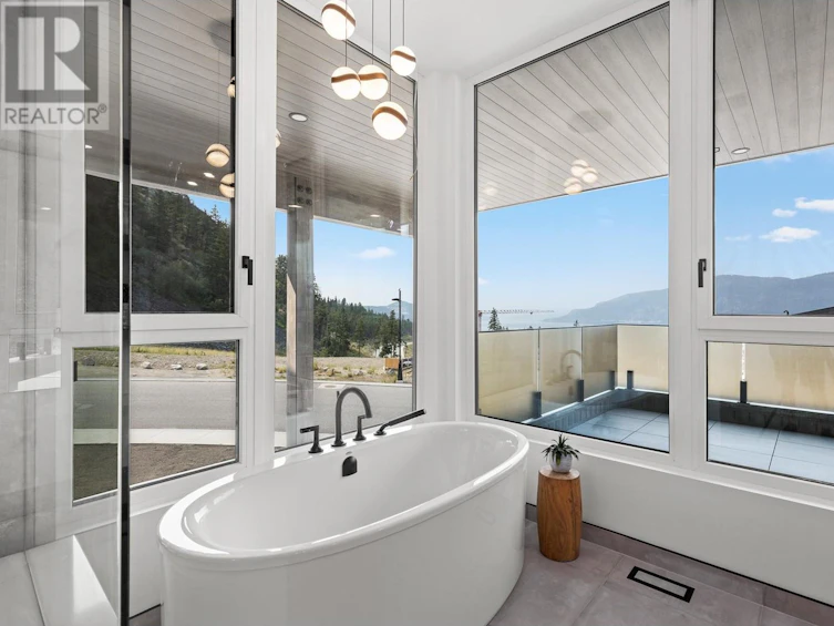 9857 Beacon Hill Drive, Lake Country, BC, V4V 0A9 - 21
