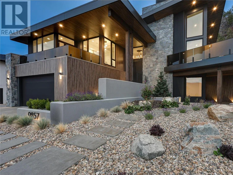 9857 Beacon Hill Drive, Lake Country, BC, V4V 0A9 - 3