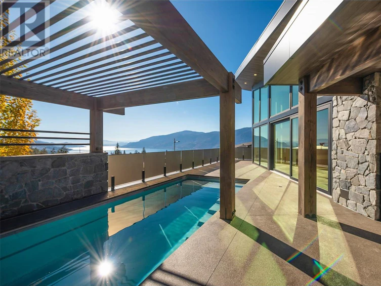9857 Beacon Hill Drive, Lake Country, BC, V4V 0A9 - 5