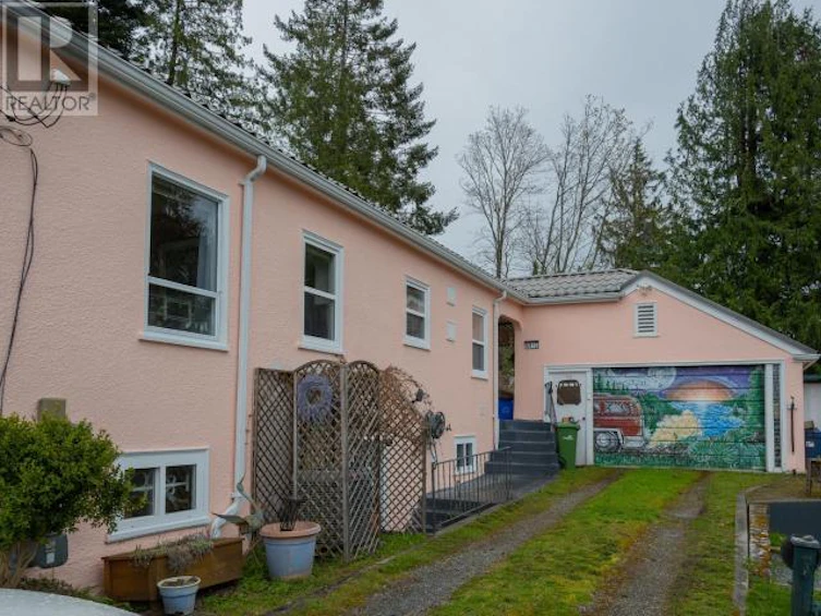 6912 Gerrard Street, Powell River, BC, V8A 1S5 - 11