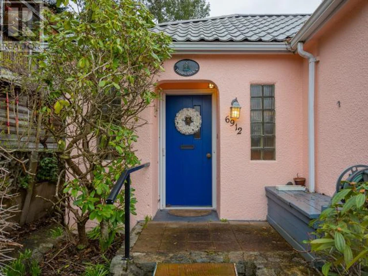 6912 Gerrard Street, Powell River, BC, V8A 1S5 - 12