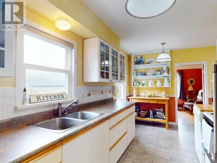 6912 Gerrard Street, Powell River, BC, V8A 1S5 - 22