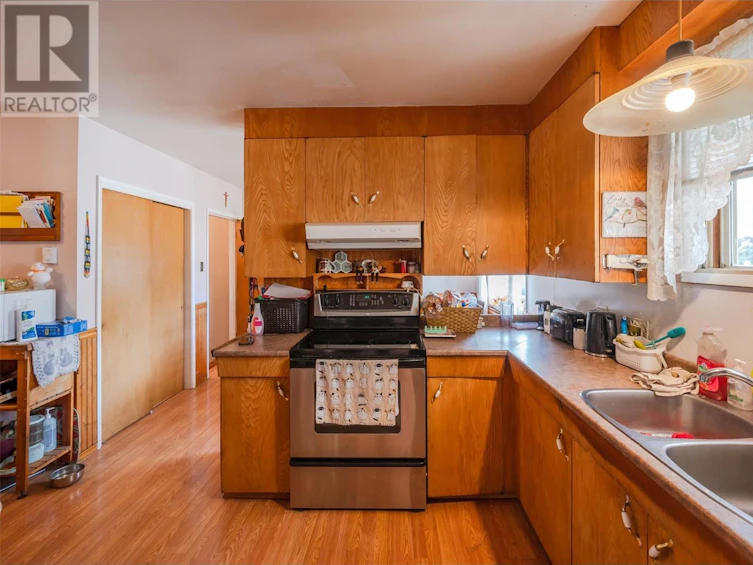 2430 Mckenzie Street, Penticton, BC, V2A 6H7 - 9