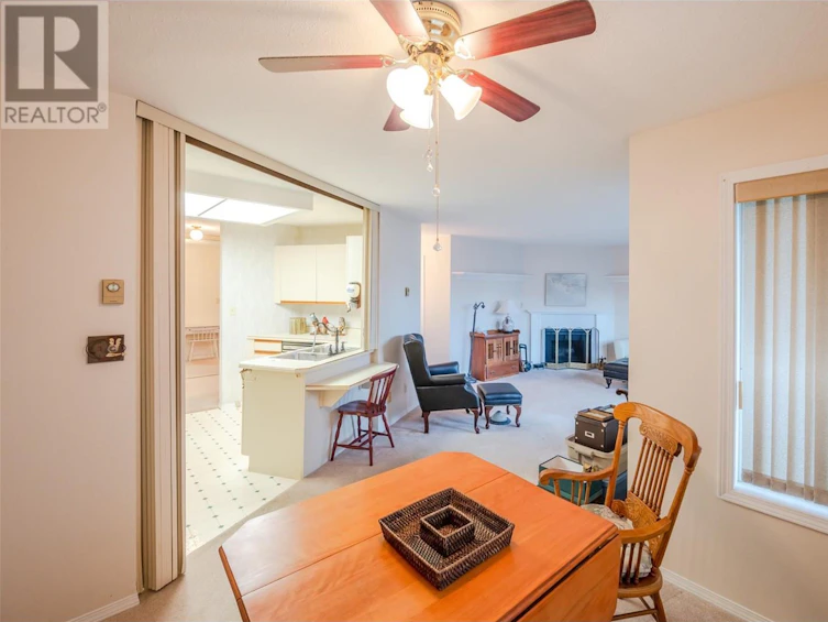 102-250 Scott Avenue, Penticton, BC, V2A 1J5 - 9