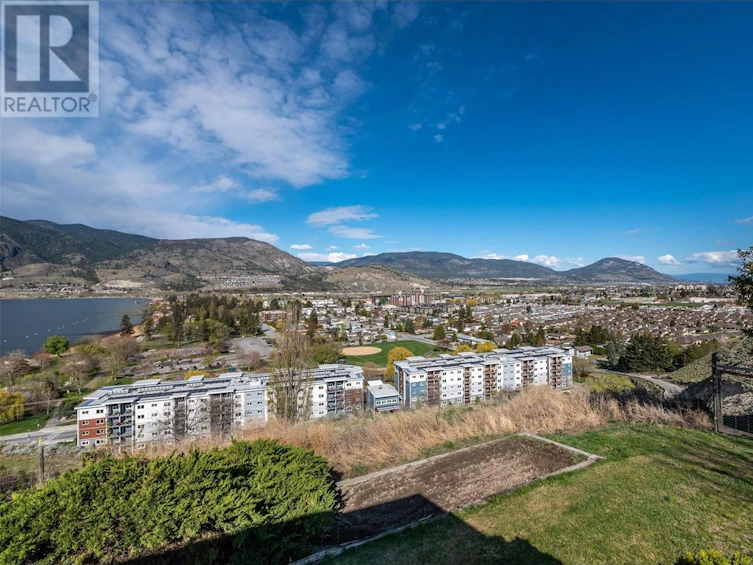 105 Spruce Road, Penticton, BC, V2A 8V9 - 10
