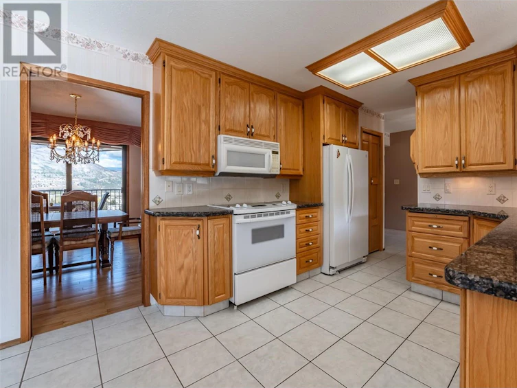 105 Spruce Road, Penticton, BC, V2A 8V9 - 16