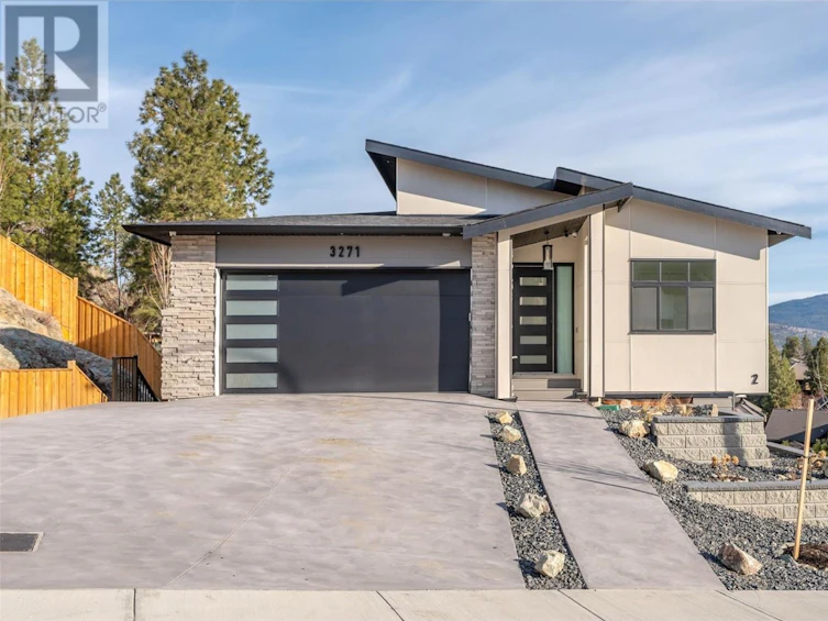 3271 Evergreen Drive, Penticton, BC, V2A 9A9