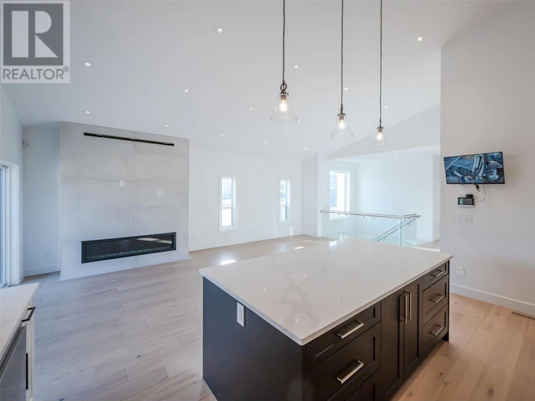 3271 Evergreen Drive, Penticton, BC, V2A 9A9 - 14
