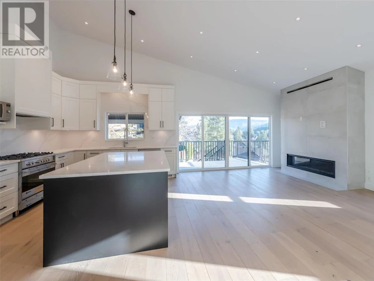 3271 Evergreen Drive, Penticton, BC, V2A 9A9 - 17