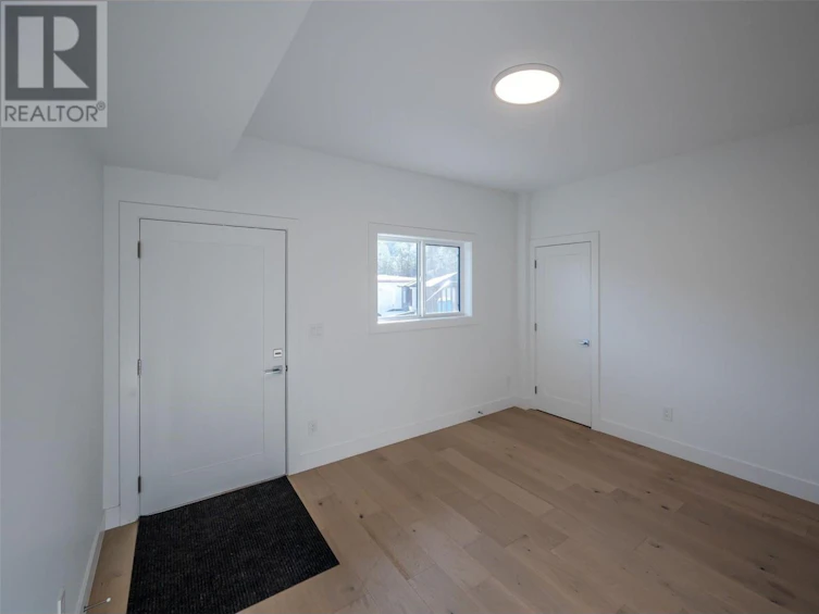 3271 Evergreen Drive, Penticton, BC, V2A 9A9 - 35