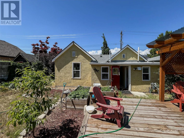 618 Papineau Street, Penticton, BC, V2A 4X7 - 30