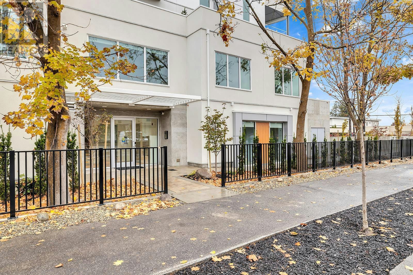 101-4071 Lakeshore Road, Kelowna, BC, V1W 1V7 - 68