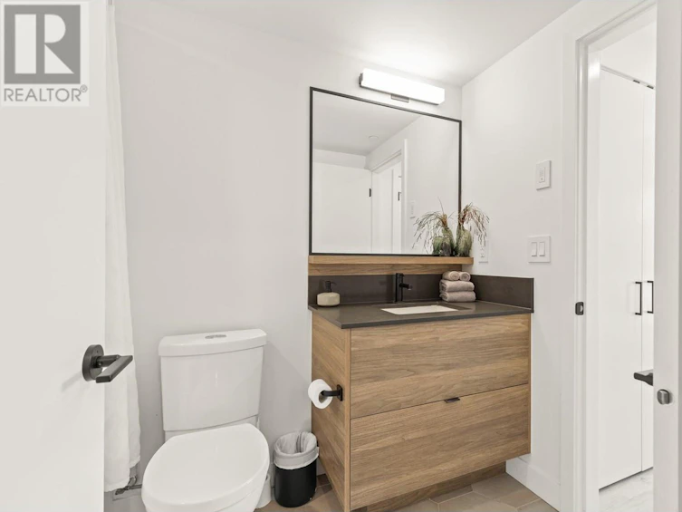 606-1471 St Paul Street, Kelowna, BC, V1Y 2E4 - 14