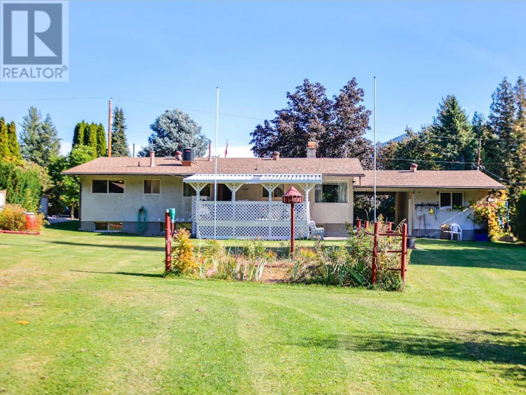 2108 10th Avenue, Castlegar, BC, V1N 2Z7