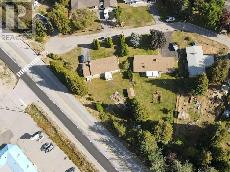 2108 10th Avenue, Castlegar, BC, V1N 2Z7 - 8