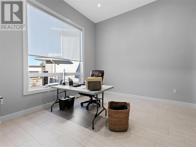 146 Avery Place, Penticton, BC, V2A 0B4 - 4