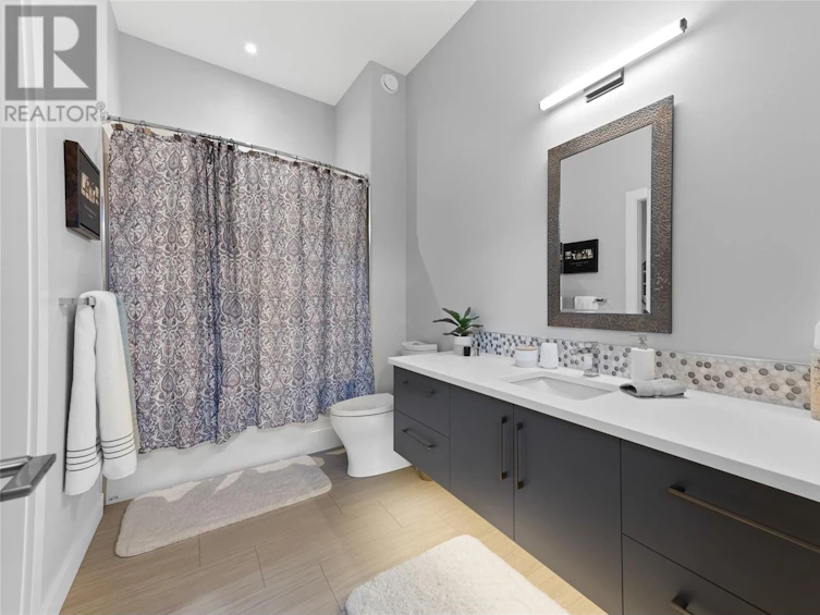146 Avery Place, Penticton, BC, V2A 0B4 - 50