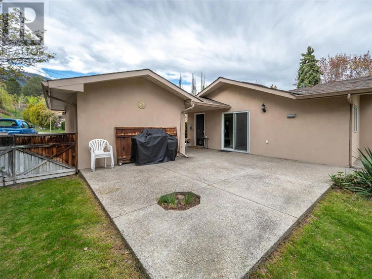 310 Spruce Avenue, Kaleden, BC, V0H 1K0 - 41