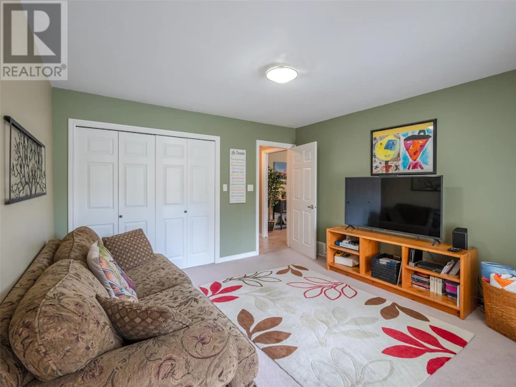 310 Spruce Avenue, Kaleden, BC, V0H 1K0 - 7