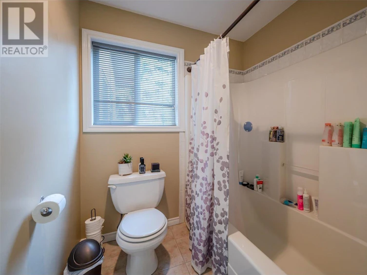 310 Spruce Avenue, Kaleden, BC, V0H 1K0 - 9