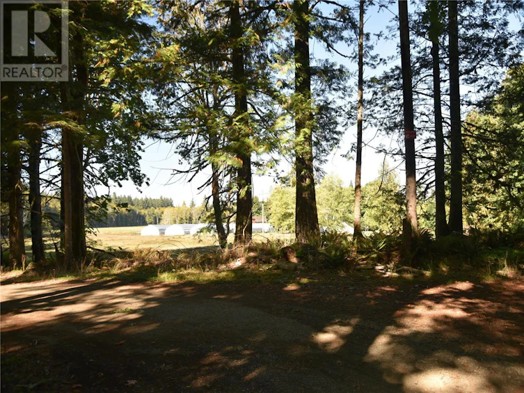 8991 South Island Highway, Fanny Bay, BC, V0R 1W0 - 5
