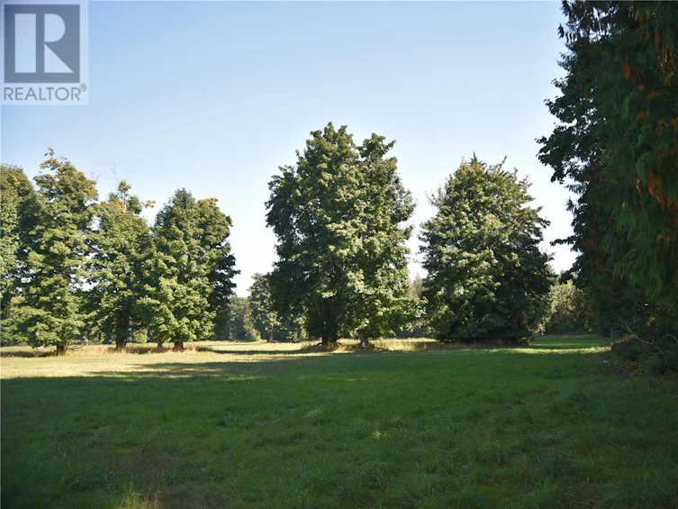8991 South Island Highway, Fanny Bay, BC, V0R 1W0 - 8