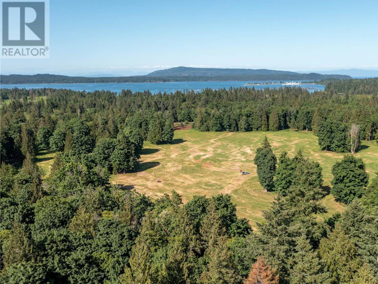 8991 South Island Highway, Fanny Bay, BC, V0R 1W0 - 2