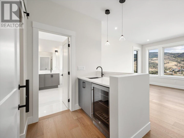 989 Loseth Drive, Kelowna, BC, V1P 0A8 - 33
