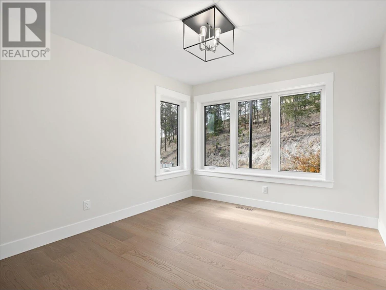 989 Loseth Drive, Kelowna, BC, V1P 0A8 - 39