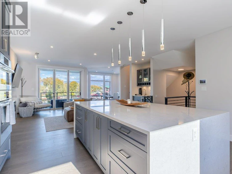 104-201 Wylie Street, Penticton, BC, V2A 0H3 - 10
