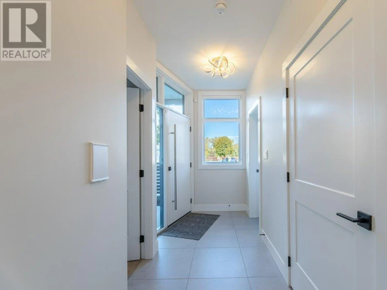 104-201 Wylie Street, Penticton, BC, V2A 0H3 - 33