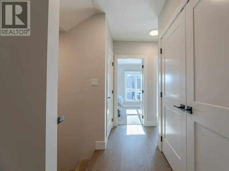 104-201 Wylie Street, Penticton, BC, V2A 0H3 - 43