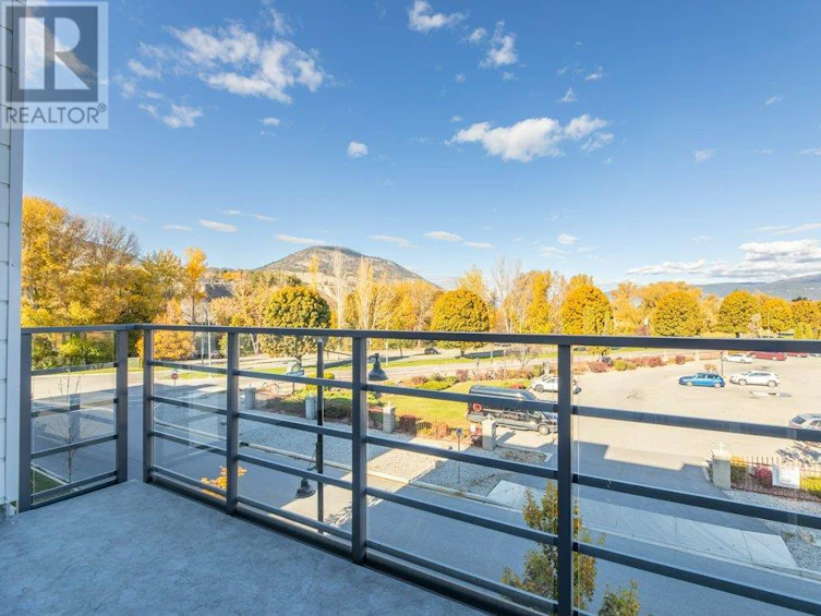 104-201 Wylie Street, Penticton, BC, V2A 0H3 - 58
