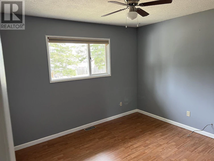 835 Spruce Avenue, 100 Mile House, BC, V0K 2E0 - 4
