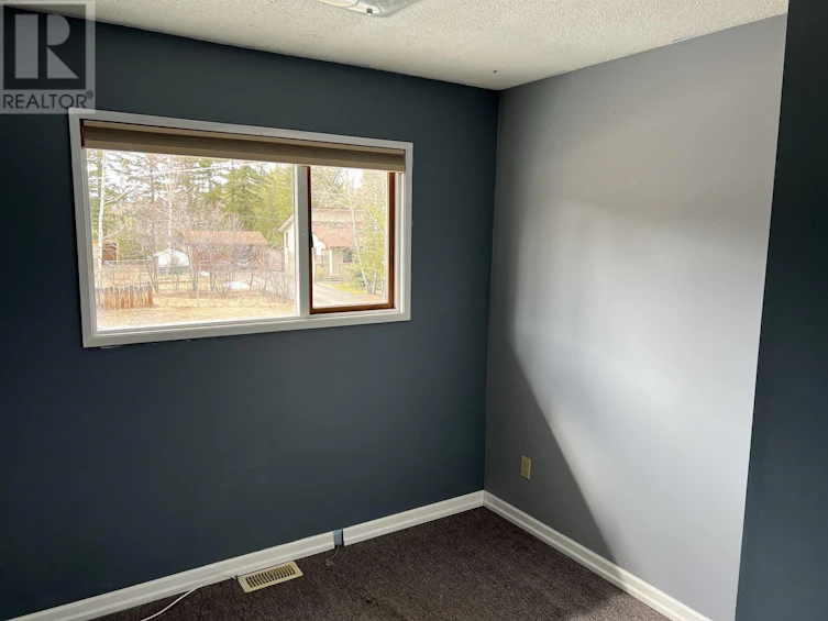 835 Spruce Avenue, 100 Mile House, BC, V0K 2E0 - 5