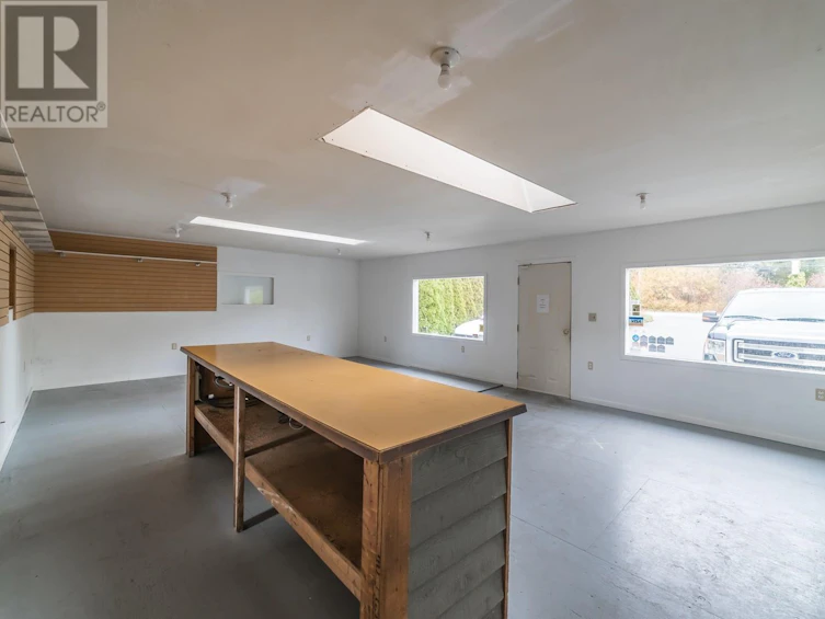 2196 Alberni Highway, Coombs, BC, V0R 1M0 - 12