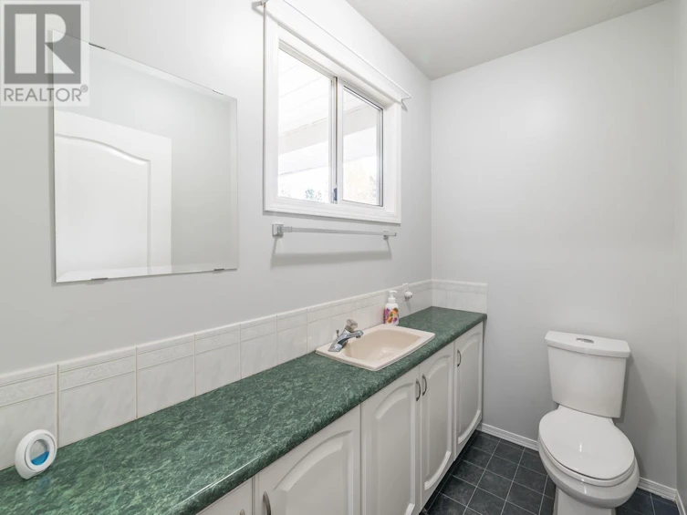 2196 Alberni Highway, Coombs, BC, V0R 1M0 - 24