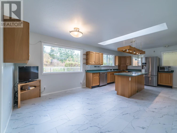 2196 Alberni Highway, Coombs, BC, V0R 1M0 - 27
