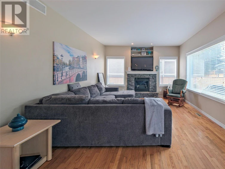 880 Arbor View Drive, Kelowna, BC, V1W 5B5 - 14