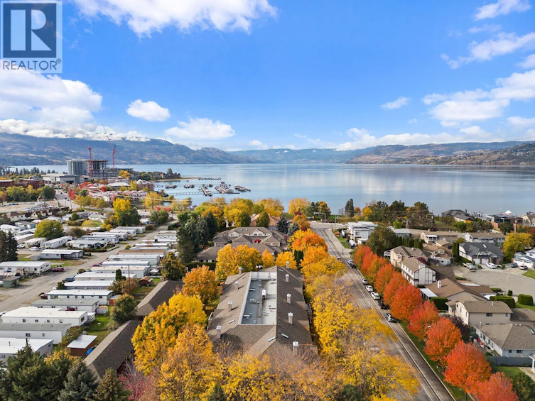 204-645 Barrera Road, Kelowna, BC, V1W 3C9 - 3
